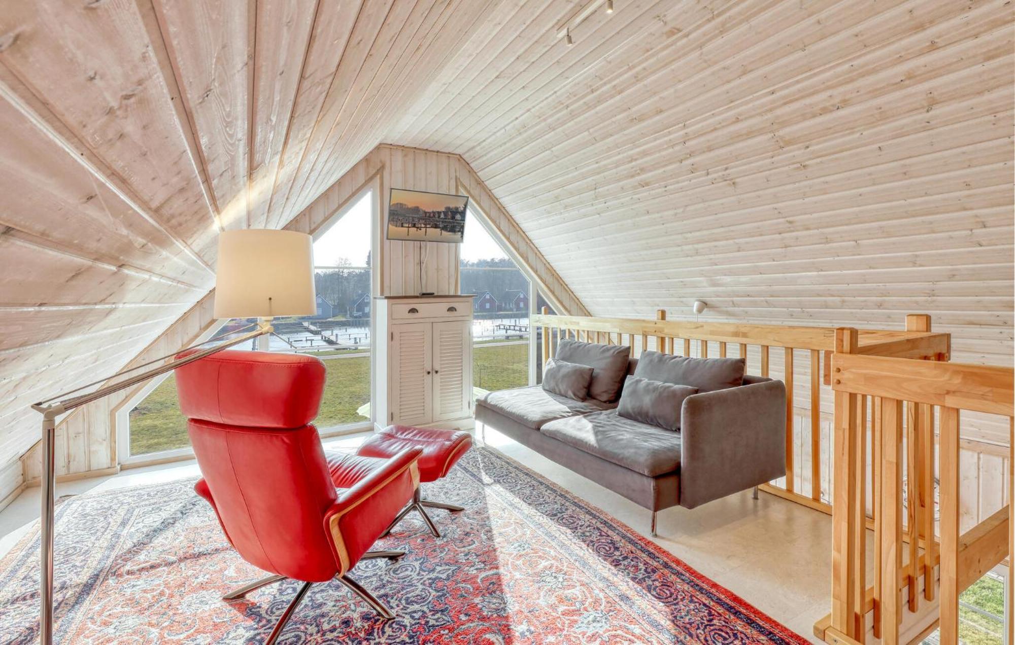2 Bedroom Stunning Home In Zerpenschleuse Extérieur photo
