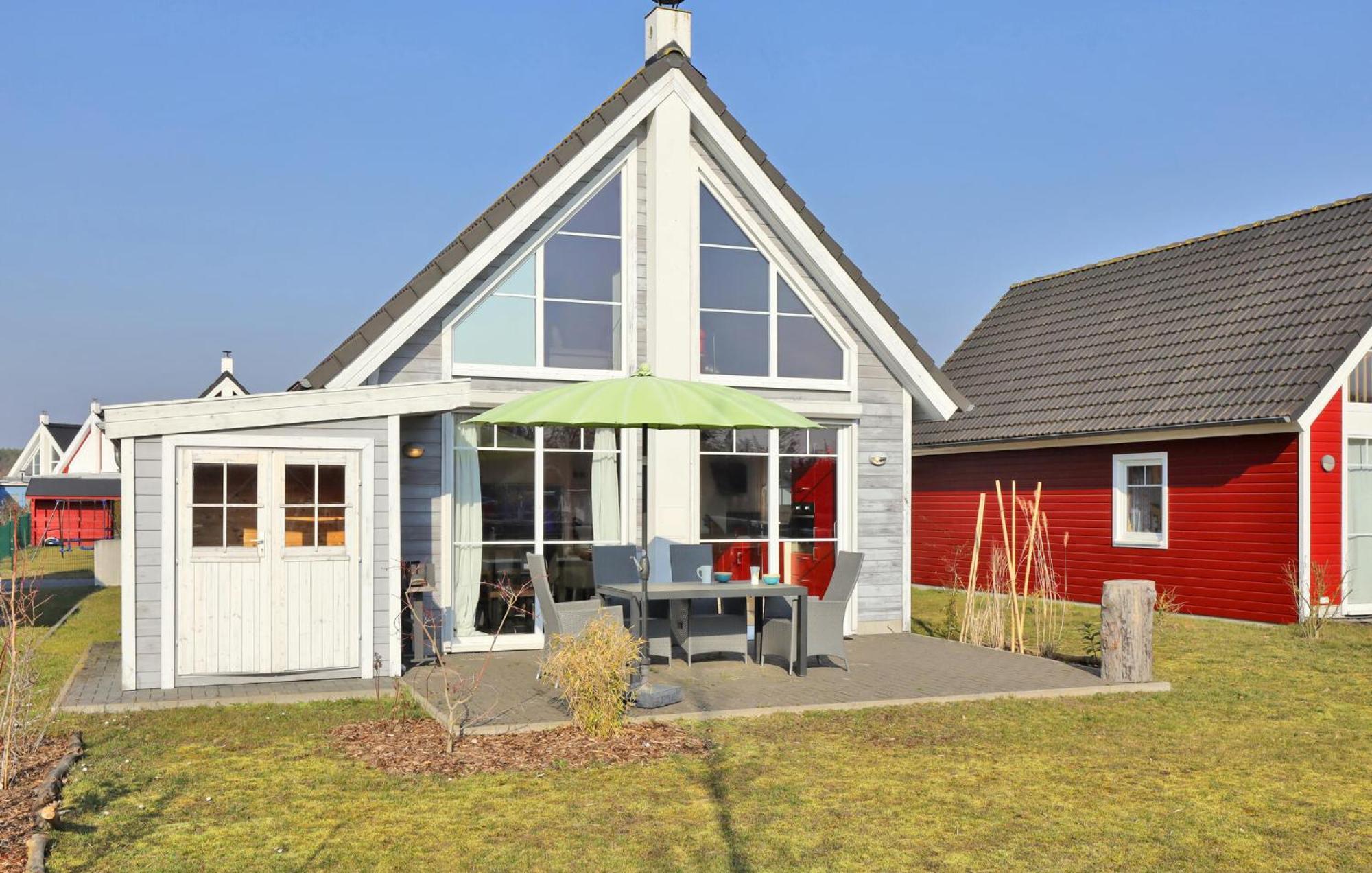 2 Bedroom Stunning Home In Zerpenschleuse Extérieur photo